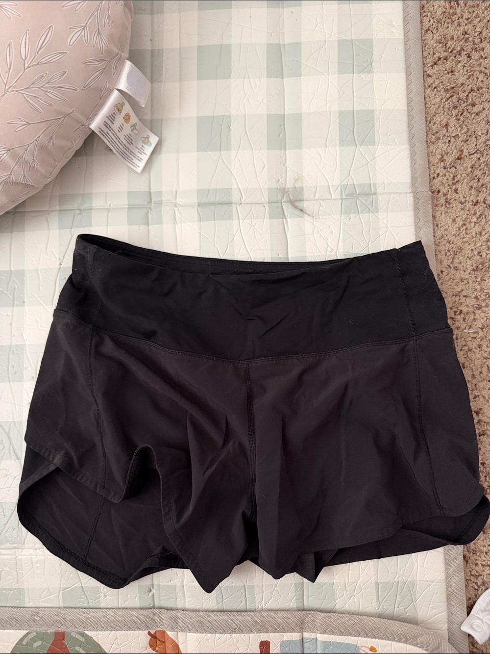 Lululemon speed short